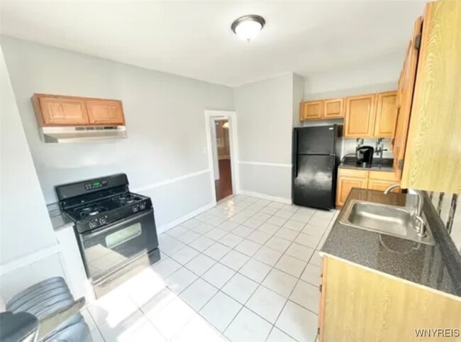 Photo - 302 Lafayette Ave Apartment