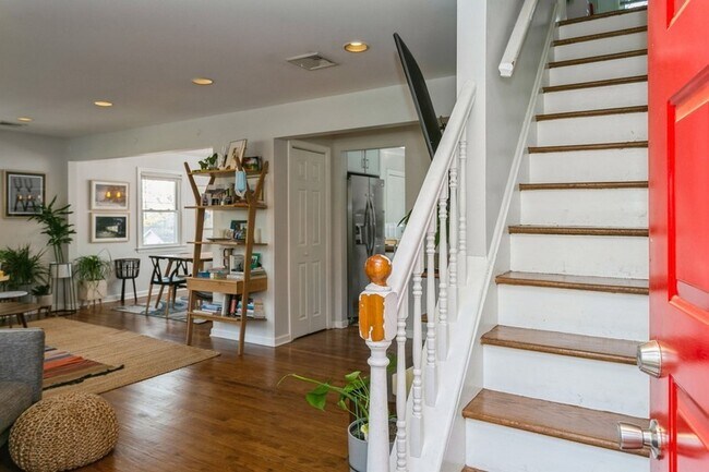 Photo - 160 Magnolia Ave