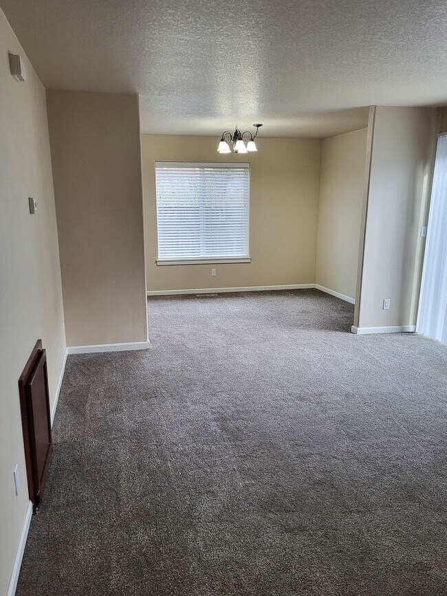 Photo - COLTON3607-3617 Unidad 3617