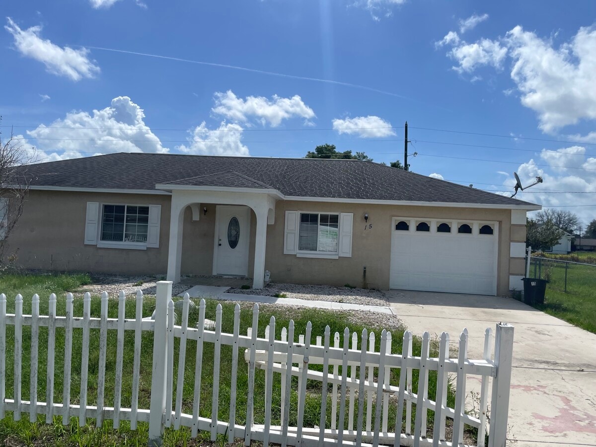 Photo - 15 Cedar Tree Ct