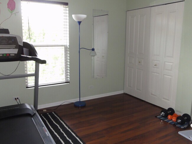 Photo - 3156 Bromley Ln