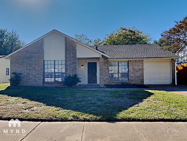 Building Photo - 3737 Longmeadow Way