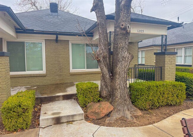 Photo - 1205 Military Ct