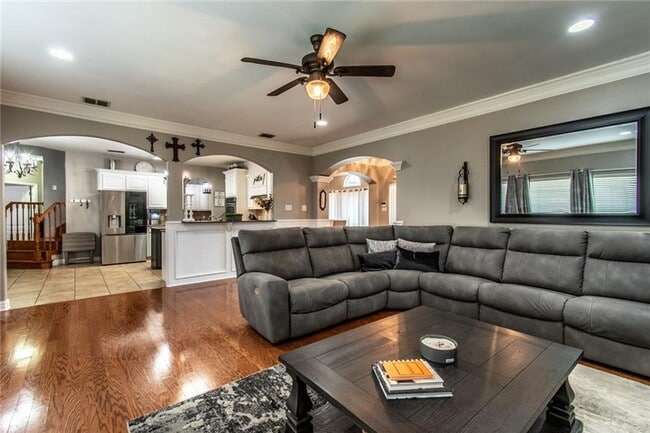 Photo - Stunning 4-Bed, 2.5-Bath Home – Lakes Subdivision