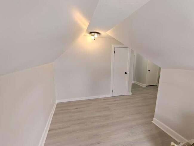 Photo - 317 East Washington St