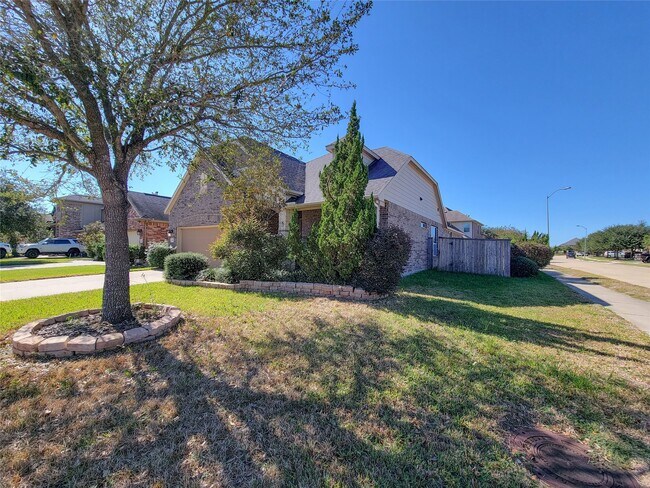 Photo - 4102 Astoria Manor Ln