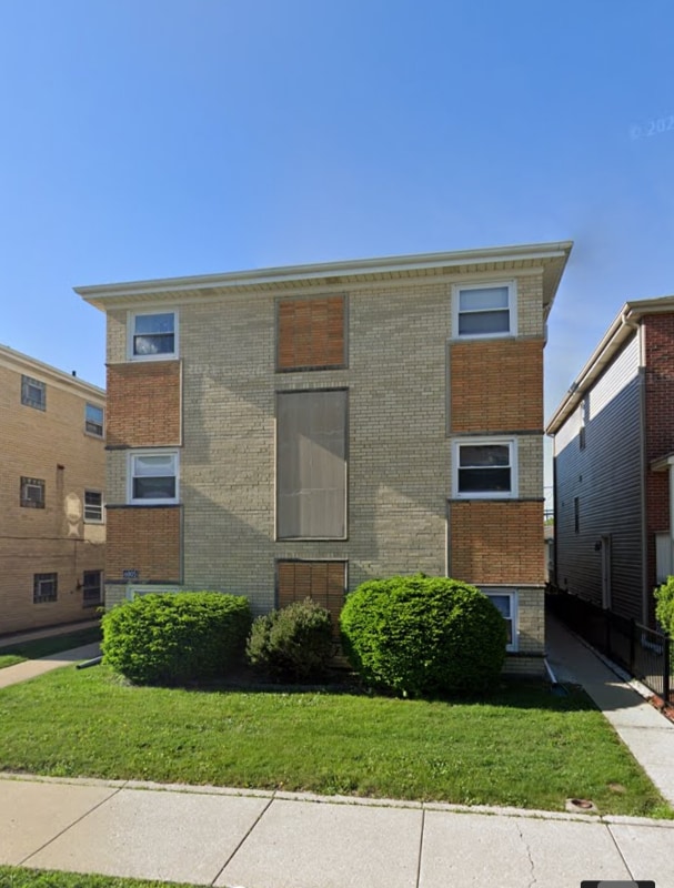 Photo - 6805 W Montrose Ave Unit 2