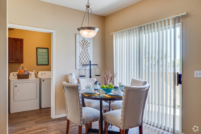 2HAB, 2BA - 1,065 ft²