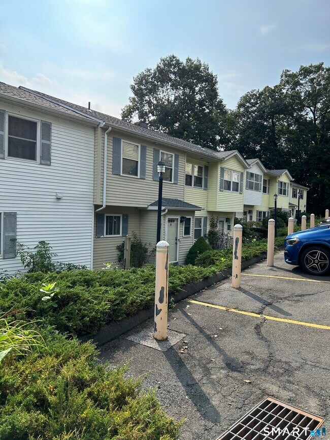 25 Padanaram Rd Unit 91