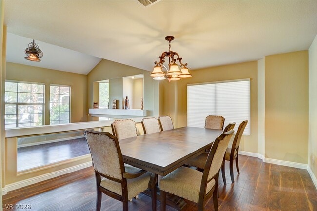 Photo - 7525 Avalon Bay St