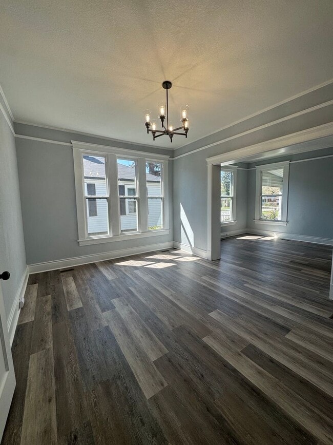 Photo - Charming 3-Bedroom Cottage With Modern Updates