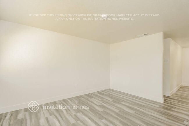 Photo - 3014 La Rue Way