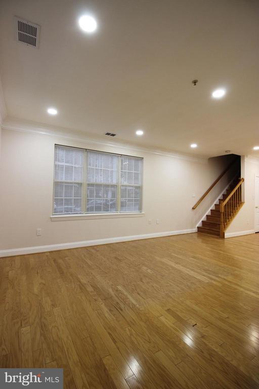 Photo - 141 Chevy Chase St