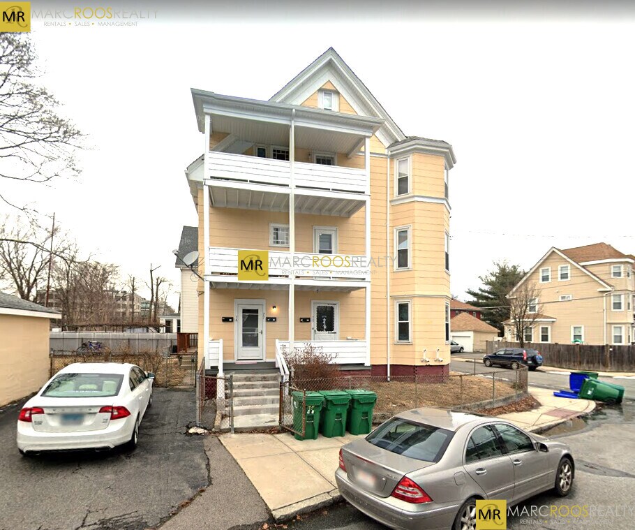 Photo - 75 Lyman Ave Townhome