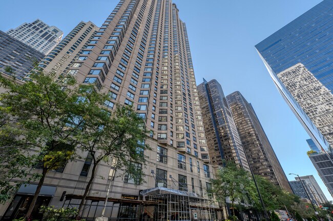 Building Photo - 401 E Ontario St Unit 1805