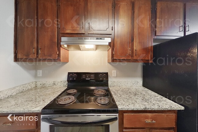 Photo - 150 Deer Pkwy