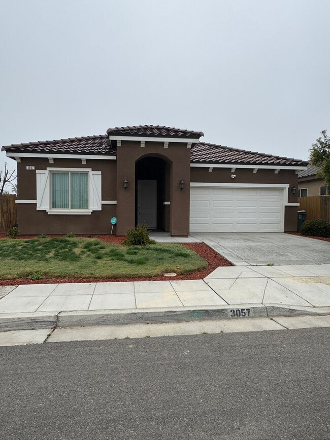 Beautiful 4-bedroom Home for rent in Madera - Beautiful 4-bedroom Home for rent in Madera