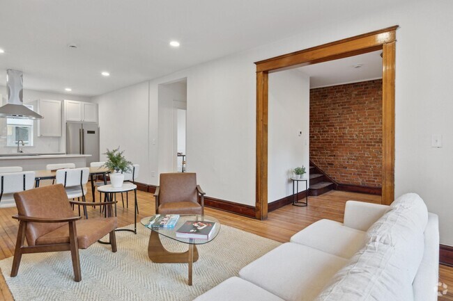Building Photo - Charming 4 Bed 3 Bath Renovated Townhome N... Unit 1009 W. 14th Ave.