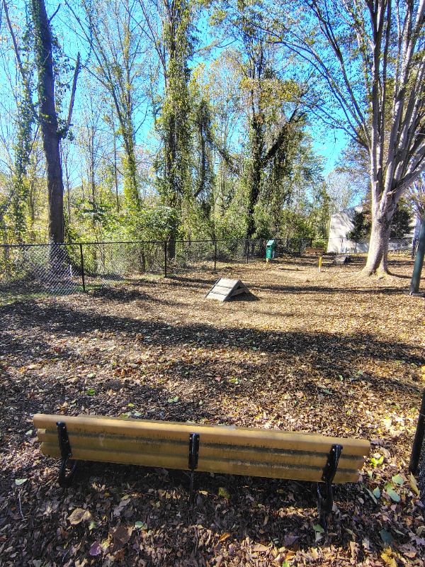 Building Photo - 600 Reusens Rd