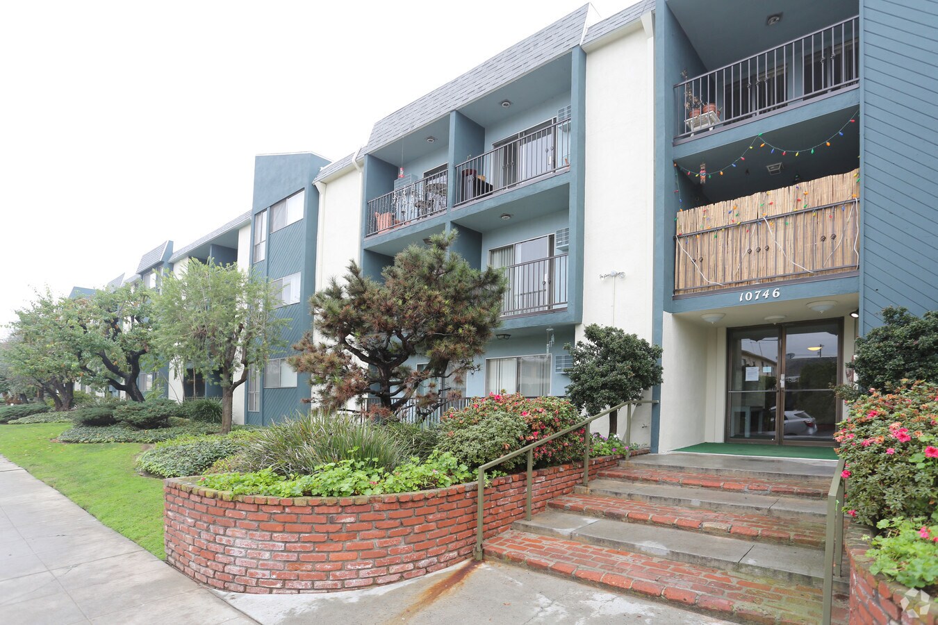 Photo - Sun Dial Francis Apartments