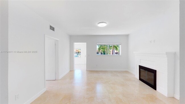 Photo - 2915 SW 24th Ter