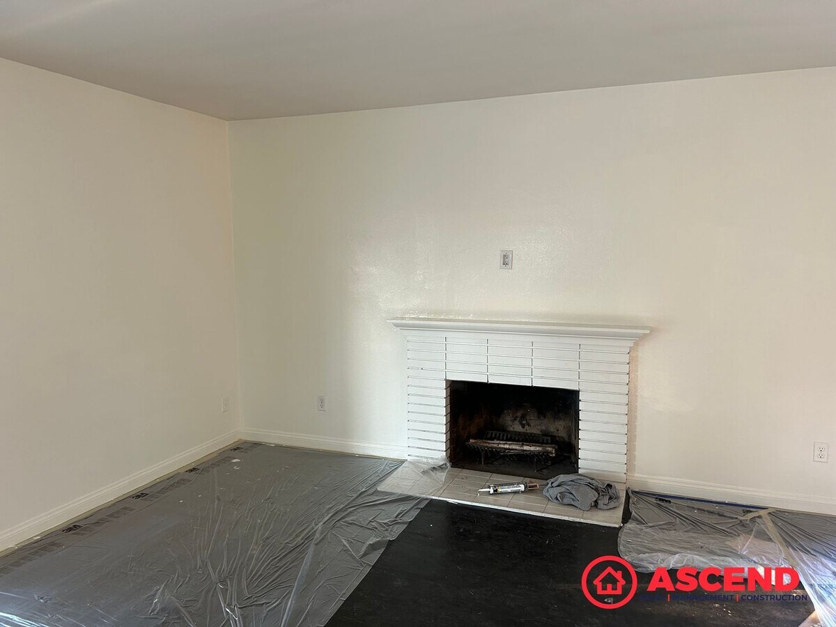 Photo - Charming 3 bedroom Home Off Ming and Hughe...