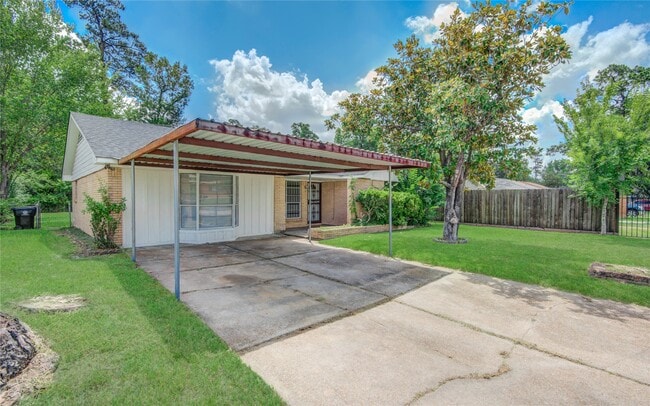 Photo - 9526 Balsam Ln
