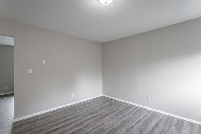 Photo - 113 Goodson Ave Unit 11