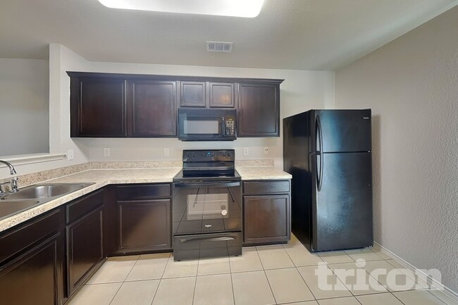 Photo - 3120 Middleview Rd