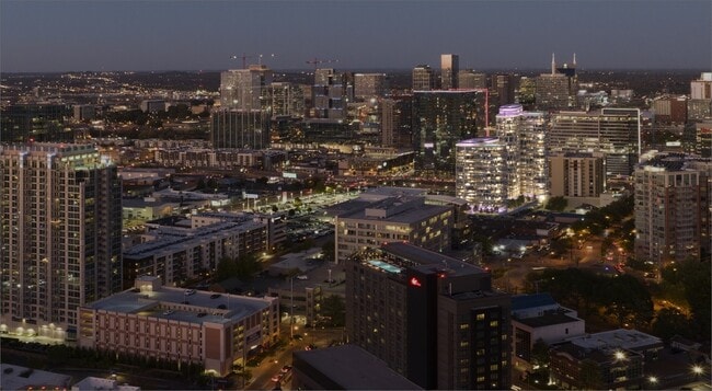 Building Photo - Albion Music Row