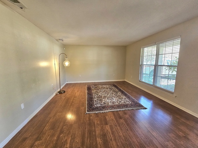 Photo - 1112 Cobb Rd