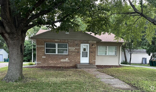 Building Photo - 6338 Nicollet Ave Rental