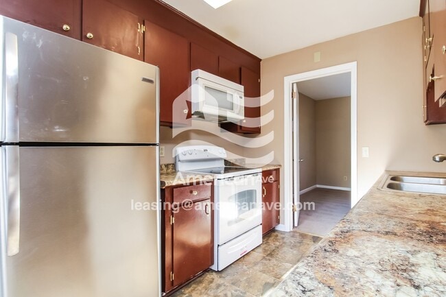 Photo - 205 Bob White Ave