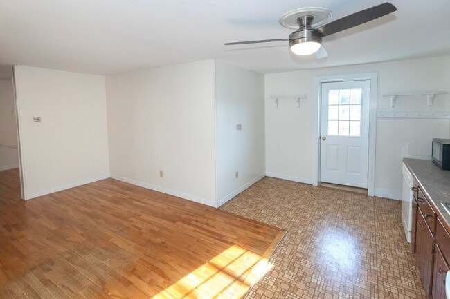 Photo - 174 Drew Rd Unit 3