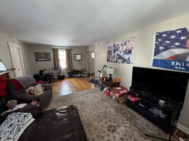 Photo - 526 S Mitchell St