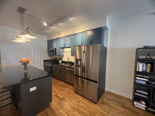 Photo - 4350 N Broadway Unit 507