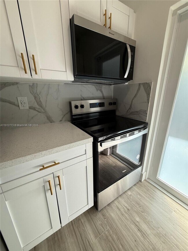 Photo - 1936 Normandy Dr Unit 3