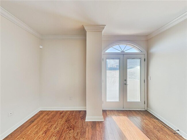 Photo - 2161 Peachtree Rd Unit # 502