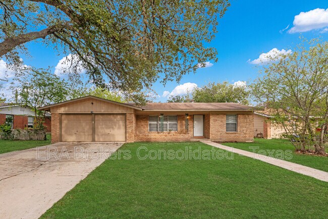 Photo - 106 Winn Ave