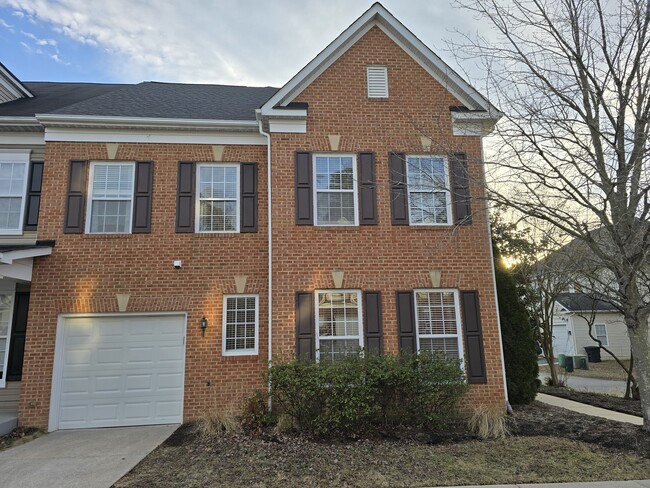 Spacious Townhouse - 44155 Azalea Ct Townhome