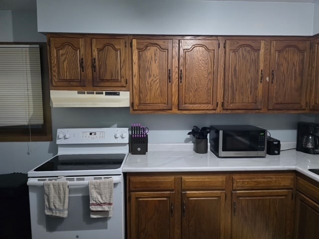 Photo - 489 Eisenhower St