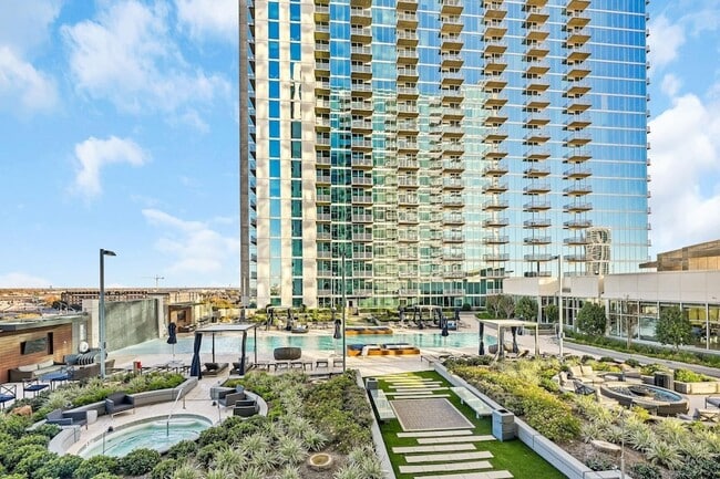 Photo - 5925 Almeda Rd Condo Unit 12710