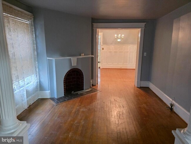 Photo - 314 W Martin St