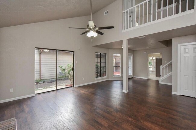 Photo - 7726 Springville Dr