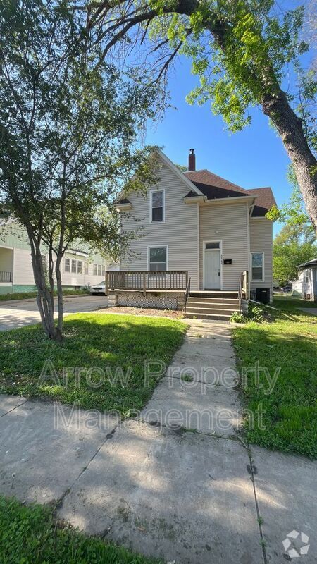 Building Photo - 3245 S St Rental