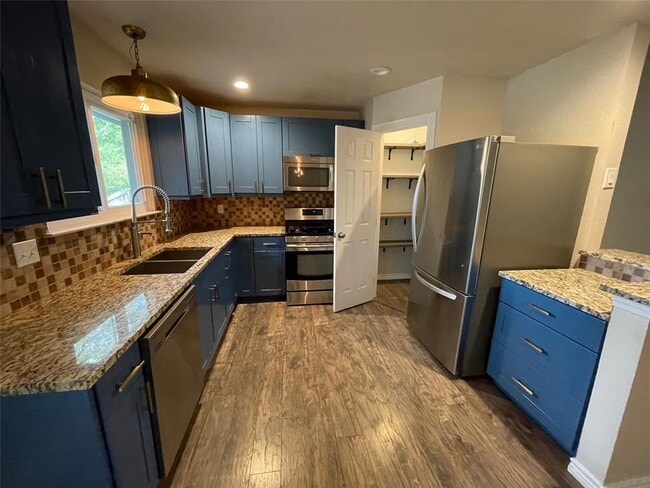 Building Photo - 8408 Dixon Dr