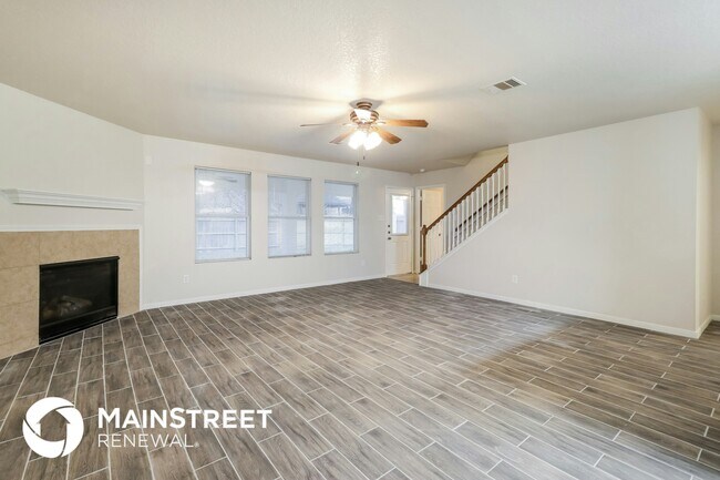 Photo - 16700 Foursquare Dr