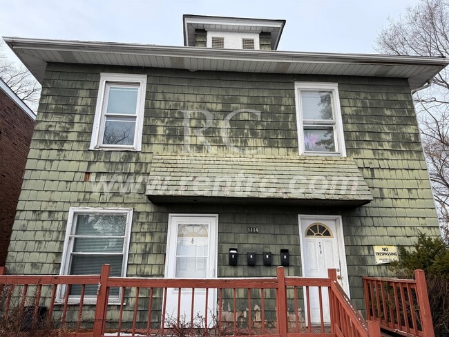 Building Photo - 1114-A Gilbert-