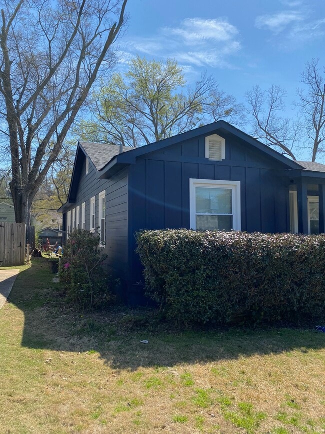 Photo - 113 Oglesby Ave