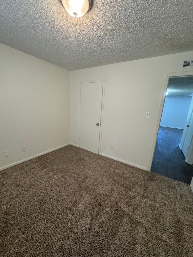 Woodsdale Apartments
